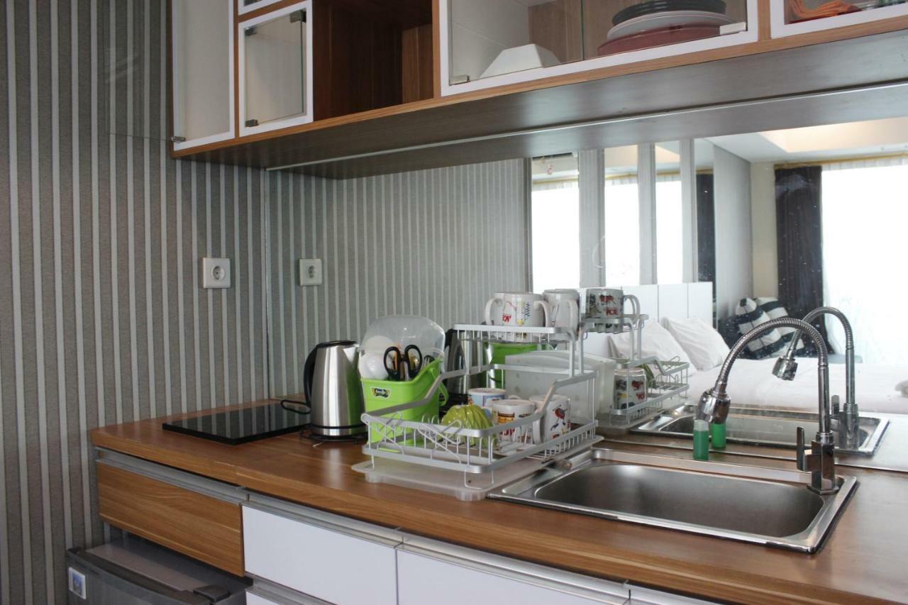 Bright Studio @ Tamansari La Grande Apartment By Travelio Bandung Ngoại thất bức ảnh