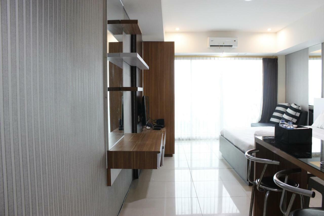Bright Studio @ Tamansari La Grande Apartment By Travelio Bandung Ngoại thất bức ảnh